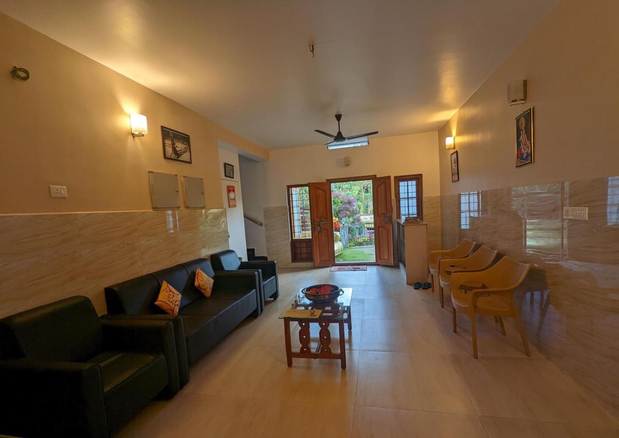 Ayursakthi Riverdale Munnar Exterior photo